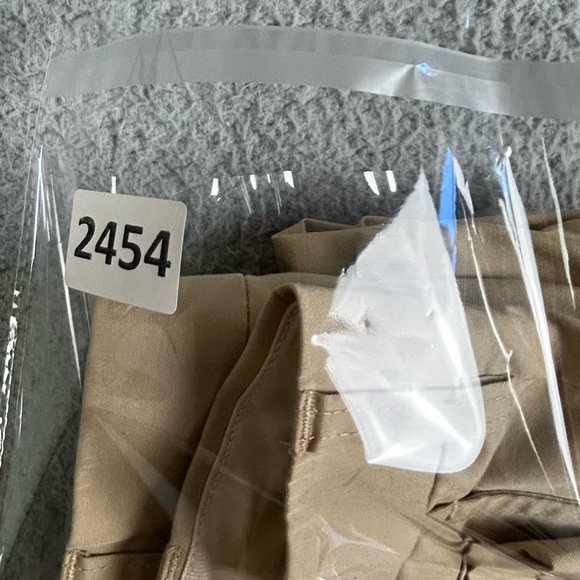 Men's Orvis Tan Pants size 42 - Picture 8 of 9